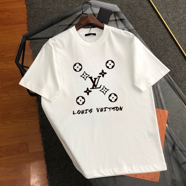 ブランドTシャツ正面デザイン